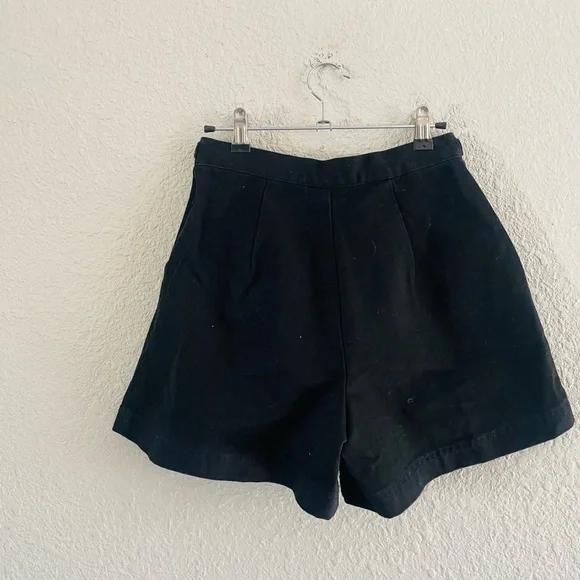 Vintage Newport News High Rise Black Shorts 100% Cotton - Picture 11 of 11